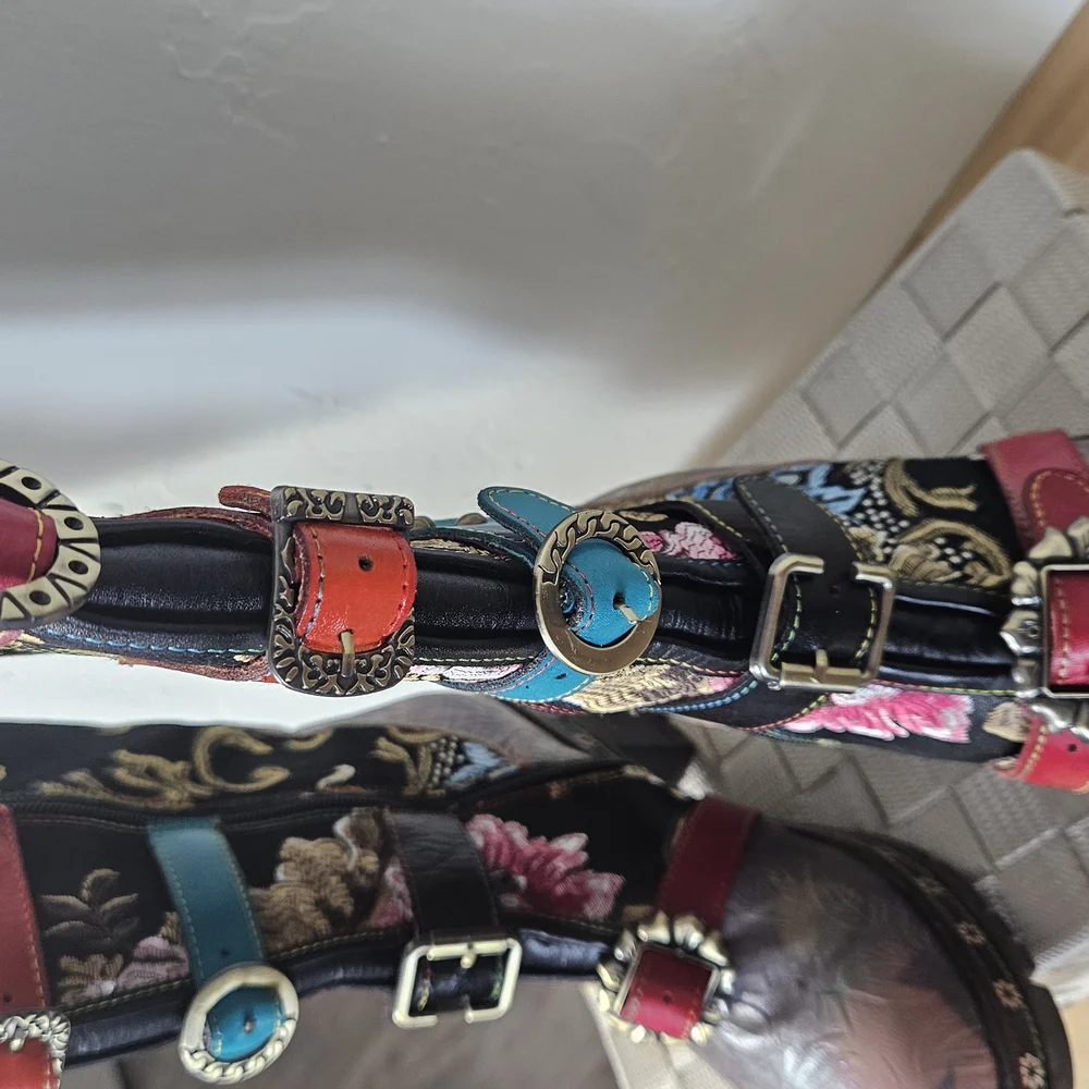 NIB!  L' ARTISTE BY SPRING STEP Floral Heeled Boots, Women's Size 7.5-8 M/ EU 38 - Picture 4 of 12